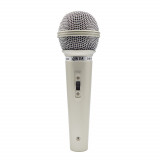 Microfon profesional cu fir DM701