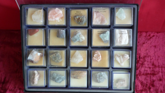 COLECTIE PIETRE, MINERALE, ROCI