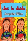 Joc la dublu | paperback - Jacqueline Wilson