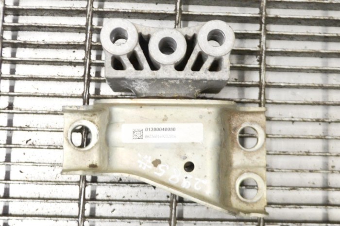 Suport motor dreapta CITRO&Euml;N JUMPER Furgon 2017 OEM: 01380043080 12136612