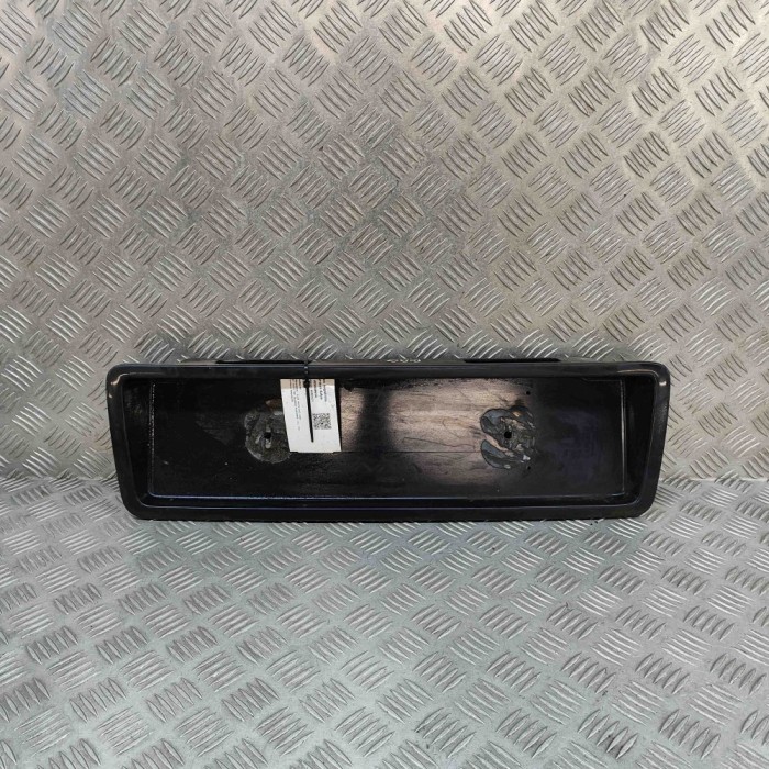 Ornament suport iluminare număr AUDI A8 D2 4D2, 4D8 1997 OEM: 4D0853465B 29949914