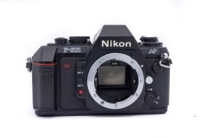 Aparat foto film Nikon F501 foto
