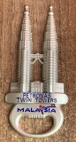 D5 - Magnet frigider - Tematica turism - desfacator bere - Malaezia 1