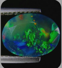 Opal negru 2.52 ct foto