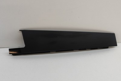 Ornament vertical ușă st&amp;acirc;nga spate BMW iX1 U11 BEV 2023 OEM: 9451597 | 28088225 foto