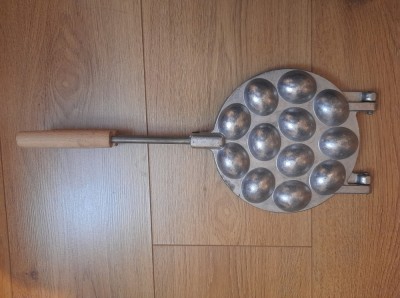 Forma de nuci (forma de prajituri) foto