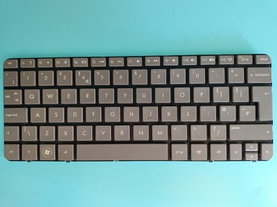 Tastatura HP MINI 100E 615967-031 MP-09M66GB6886 foto