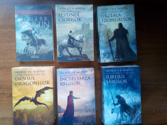 George R.R. Martin - saga Cantec de gheata si foc (5 titluri) + bonus (fantasy foto