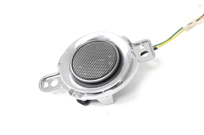 Difuzor ușă st&acirc;nga față SSANGYONG KORANDO 2017 OEM: SF2D 16853874