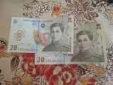 Vand 2 bacnote de 20 de lei, Litera