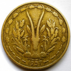 TOGO , 25 FRANCS 1957 , MONETARIA PARIS , UN SG AN DE BATERE !!! DIAM. 27mm. foto