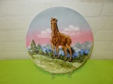 Farfurie decorativa 3D lucrata din MAJOLIKA SMF SCHRAMBERG Germany - PICTATA MANUAL , maiolica