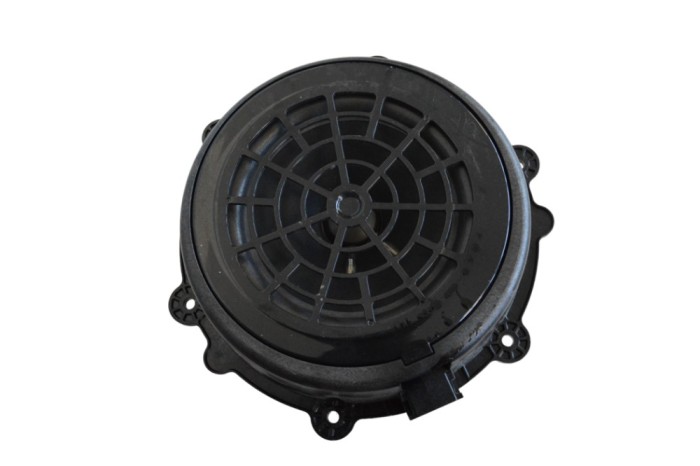 Difuzor ușă st&acirc;nga spate PORSCHE Taycan 2021 OEM: 971035453D 21416094
