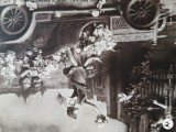 masina de epoca ,cu flori si domnisoare ,carte postala , anul 1911 , interesanta , ,
