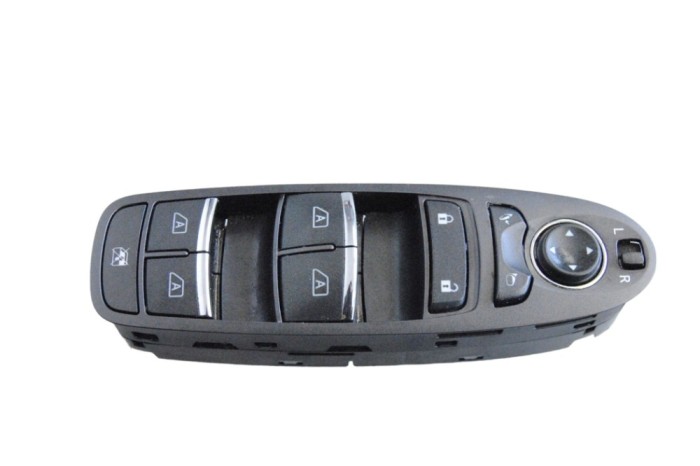 Buton geam ușă dreapta față INFINITI Q50 2016 OEM: 25401-4GA4A,5AA999EA06 23525603