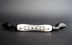 MANER METALIC CU DECOR CERAMIC foto