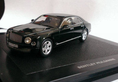 Macheta Bentley Mulsanne 2011 - Minichamps 1/43 foto