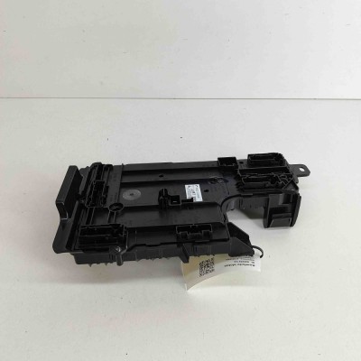 Modul de confort TESLA MODEL Y 2022 OEM: 1497847-39-D,1497850-00-D,1670976-00-A 26252155 foto