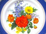 FARFURIE DECORATIVA PORTELAN ENGLEZESC WEDGWOOD FINE BONE CHINA CU DECOR FLORAL 22.5 CM