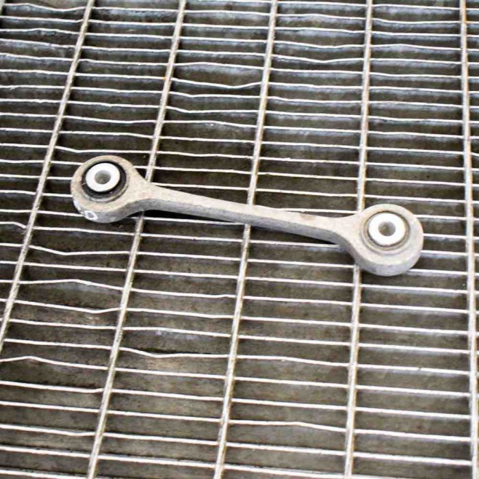 Braț drept dreapta față AUDI Q7 4L 2014 OEM: Off-road | 11300316