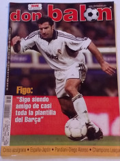 Revista fotbal - &amp;quot;DON BALON&amp;quot; (30.04.-06.05.2001) poster jucatorul ZIDANE foto