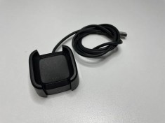 Incarcator / cablu de incarcare original CEAS FitBit Versa