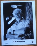 Autograf al c&acirc;ntăretului rock - pop John Mayall, pe fotografie mare