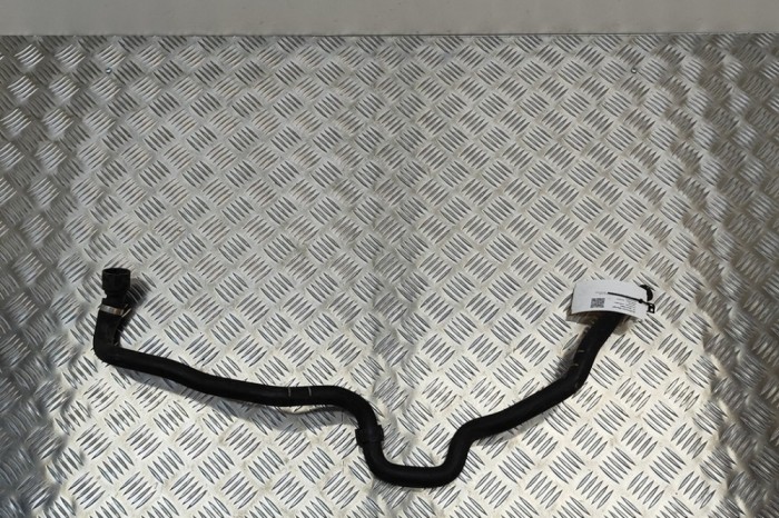 Furtun de lichid de răcire BMW 4 Coupe F32, F82 2014 OEM: 9329650 22279980