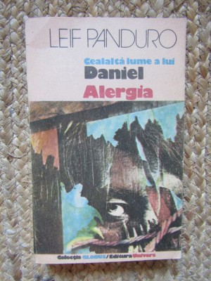 LEIF PANDURO - CEALALTA LUME A LUI DANIEL. ALERGIA foto
