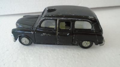 bnk jc Dinky 284 London Austin Taxi foto