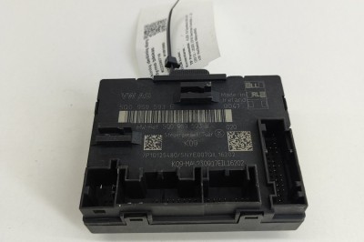 Modul de control ușă dreapta față AUDI A3 Sportback 8VA, 8VF 2018 OEM: 5Q0959593E,5Q0959593B | 22590710 foto