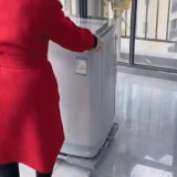 Bază Mobilă Reglabilă cu Roți pentru Mașină de Spălat și Frigider - Permite Deplasarea Ușoară a Aparatelor Grele