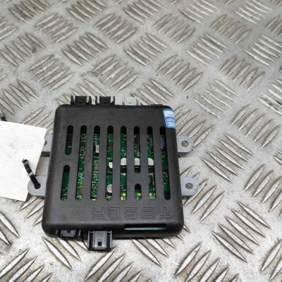 Alt modul de control TESLA MODEL X 2018 OEM: 1042829-00-F 30386355 foto