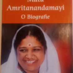 MATA AMRITANANDAMAYI - O BIOGRAFIE