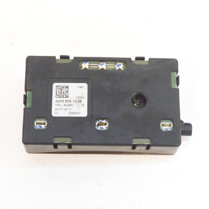 Amplificator de antena MERCEDES-BENZ C T-Model S205 2014 OEM: A2059051205 10008245