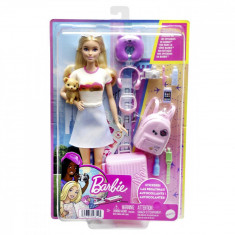 Papusa Barbie si accesorii, set de voiaj, HJY18