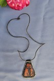AMULETA VINTAGE, LUCRATA DIN PIELE NATURALA NATURALĂ CU SNUR TEXTIL CERAT