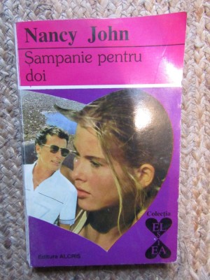 SAMPANIE PENTRU DOI-NANCY JOHN foto