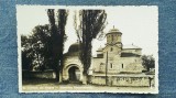 44 - Curtea de Arges Biserica Domneasca / carte postala Fotofilm, Circulata, Fotografie