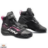 Ghete pentru scuter - motocicleta Roadster femei All season Ixon model Ranker WP LS culoare: negru/alb/fuchsia (roz) (100% waterproof) 38