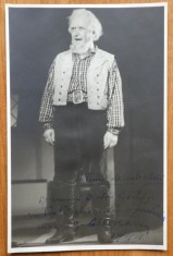 Fotografie mare cu dedicatia olografa a lui George Calboreanu, 1944