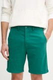 Pepe Jeans pantaloni scurți REGULAR CHINO SHORT bărbați, culoarea verde, PM801181