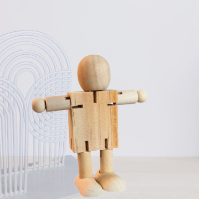 Jucarie Figurina - marioneta mobila din lemn OMULET &amp;ndash; decor si DIY, 3 ani + foto