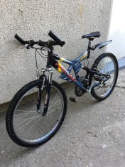 Bicicleta First Bike foto