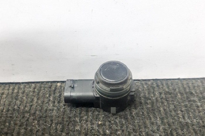 Senzor de parcare spate TESLA MODEL 3 2018 OEM: 1127503-01-C,E132840 | 11372354