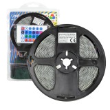 Banda LED PNI 2835RGB, RGB, IP65, silicon, lungime 5 metri, cu telecomanda, alimentator 230 V, dimabil, jocuri de lumini, 270 LE