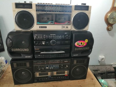 radio casetofon de colectie SHARP foto