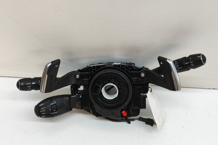 Maneta semnalizare ștergătoare PEUGEOT 208 II UB_, UP_, UW_, UJ_ 2024 OEM: 98035106ZD,96756731ZD | 31845367