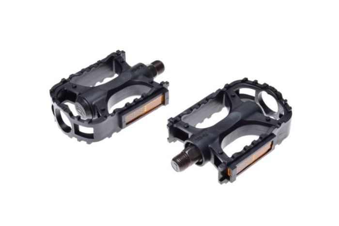 Set 2 pedale Wellgo din plastic pentru bicicleta, filet 9/16, culoare negru Cod:AWR0081