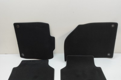 Set covorașe VW ID.4 E21 2021 OEM: 11A864452A,11A864451A,10B864436B,10B864435A | 28666461 foto